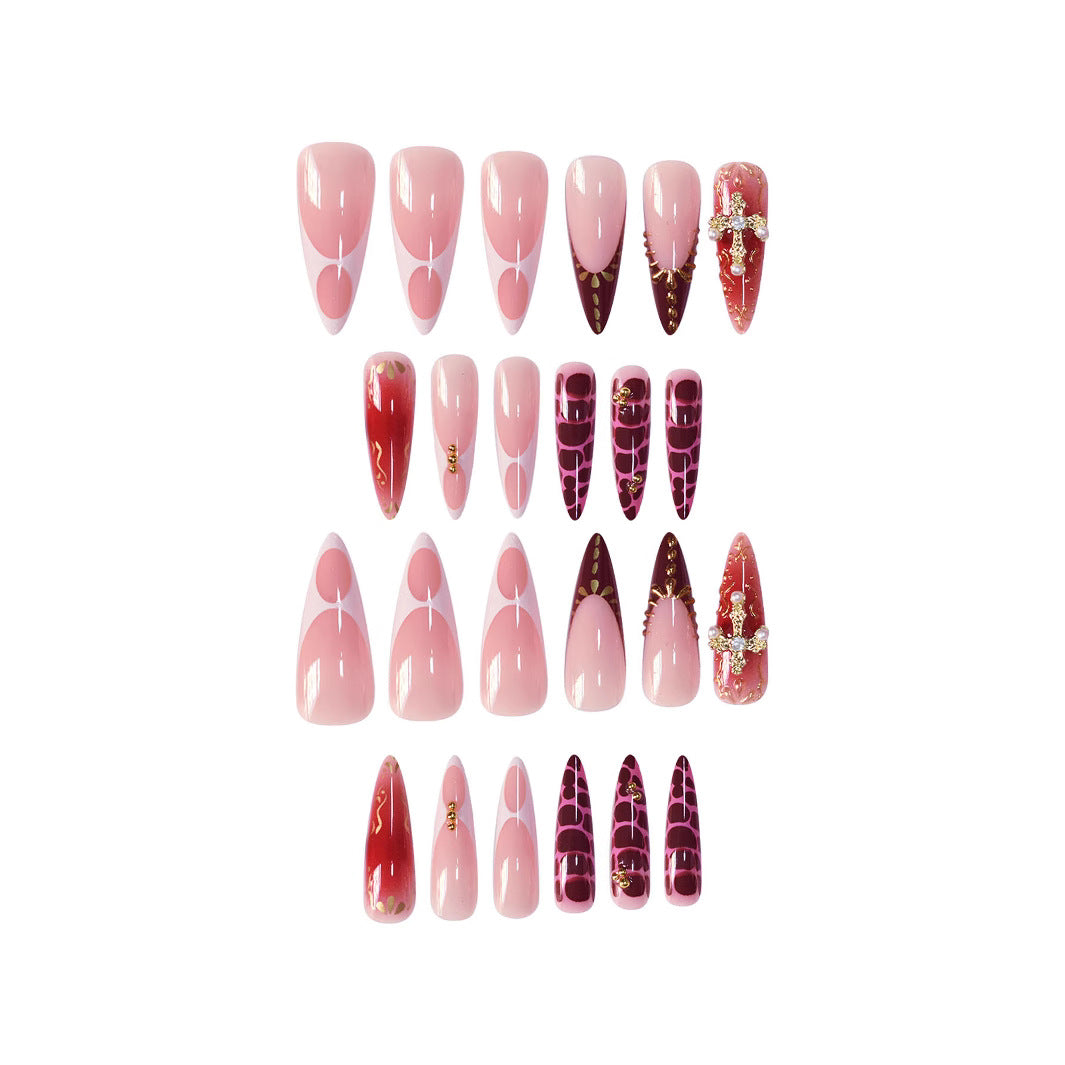 Ornate Nail Art Kalsten