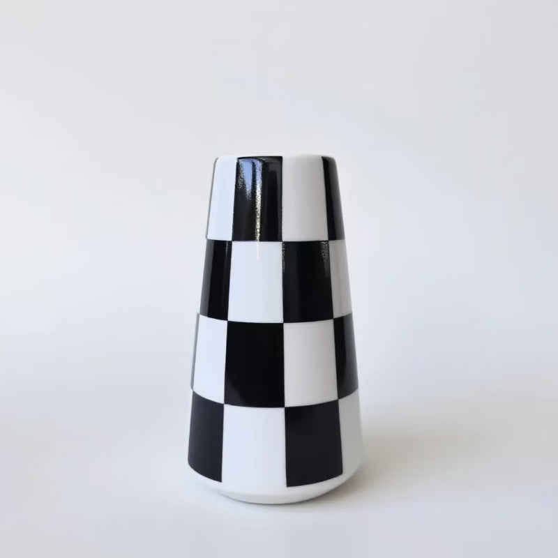 Chic Checkerboard Pattern Ceramic Vase Kalsten