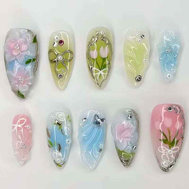 Artistic Floral and Star-Embellished Press-On Nail Set Kalsten