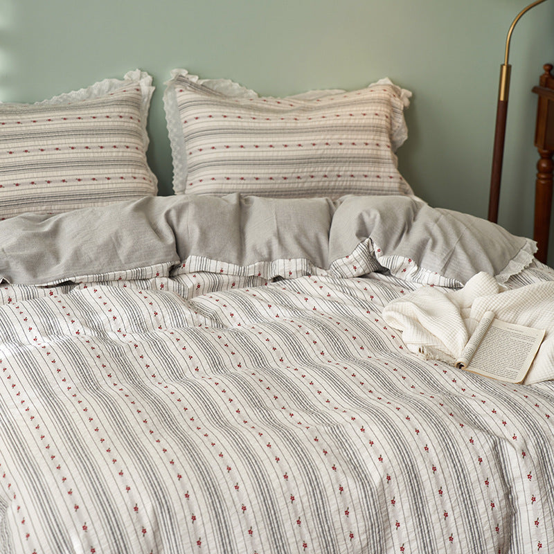 Premium cotton bedding set with fine canvas texture and zipper
