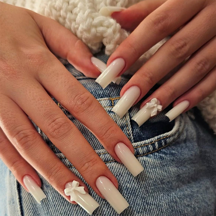 Artificial Fingernails with Elegant 3D Bow Design Kalsten