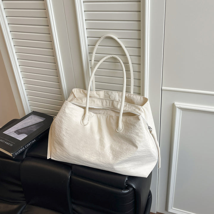 Elegant and Multifunctional Handbag Kalsten