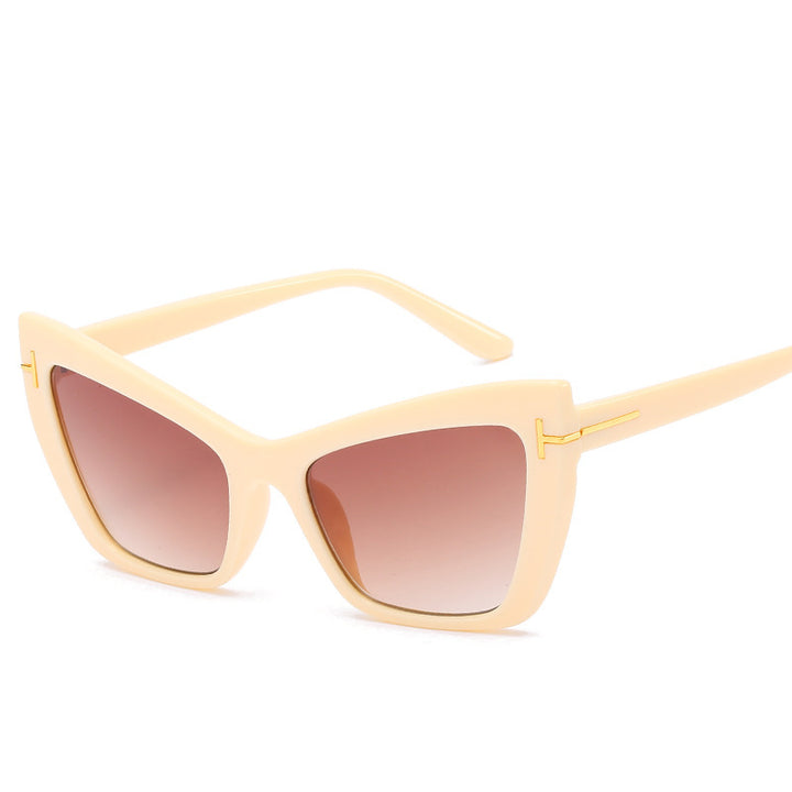 Cat-Eye Frame Sunglasses with Gradient Lenses Kalsten