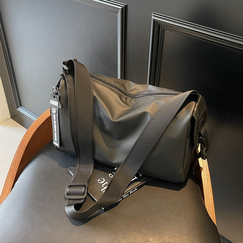 Sleek Multi-Functional Shoulder Bag Kalsten