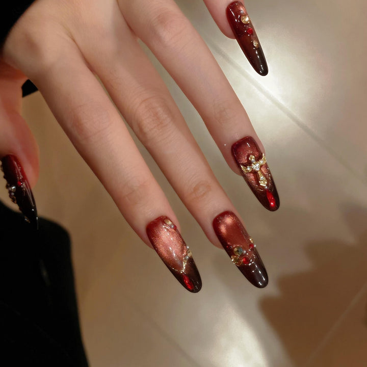 Glamorous and Artistic Nail Tips Kalsten
