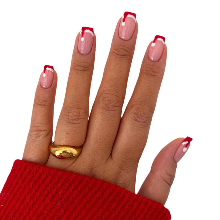 Artistic Winter-Themed Nail Art Kalsten