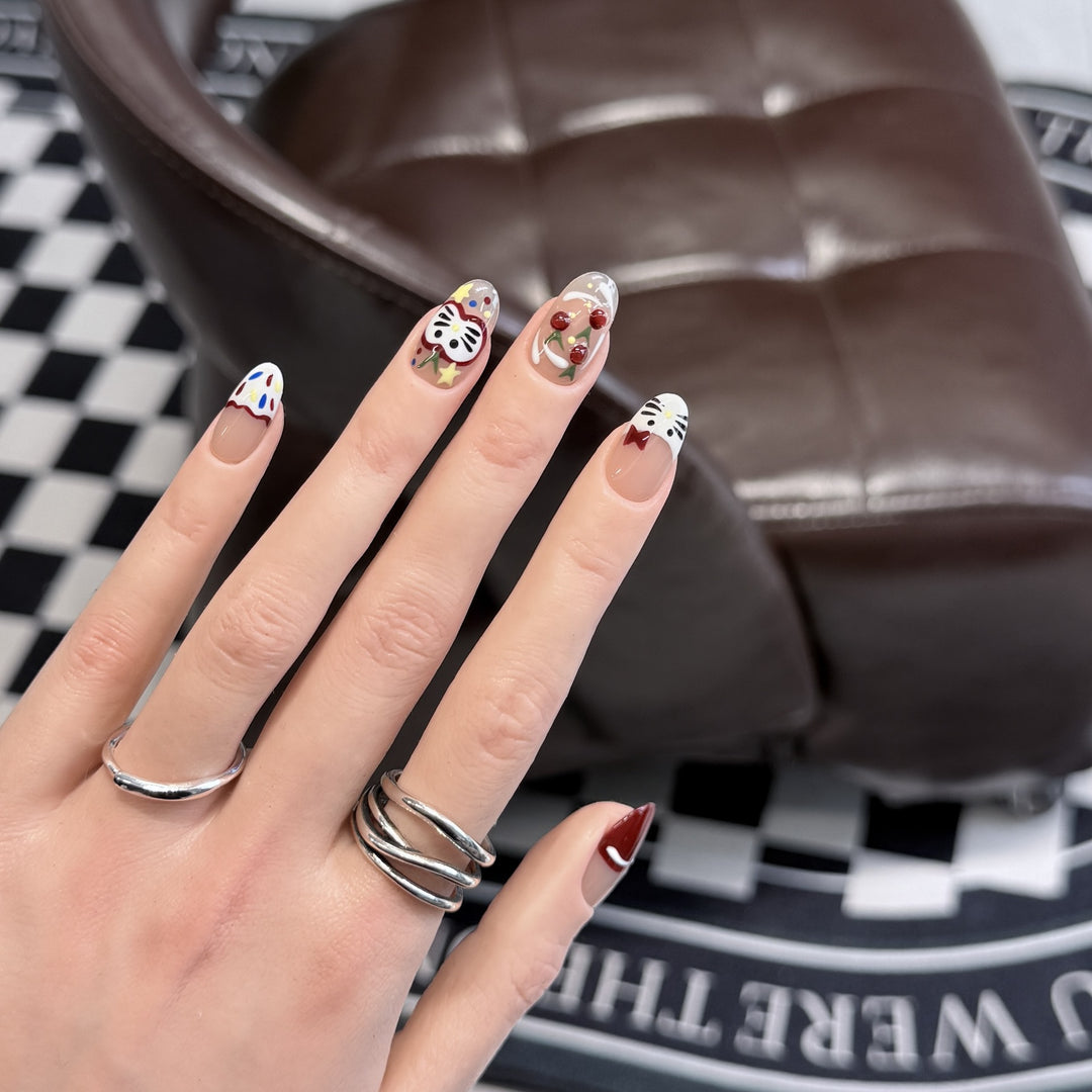 Artistic Character-Themed Press-On Nail Art Set Kalsten