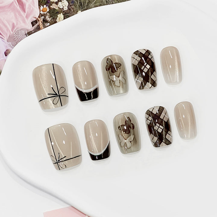 Artful Nail Tips Kalsten