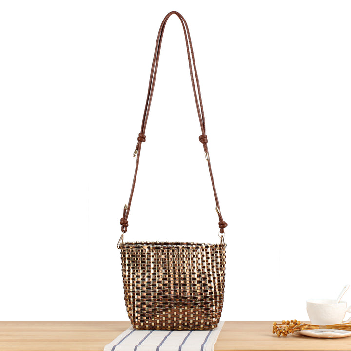 Shoulder bag made of handwoven synthetic material with fashionable sliding mechanism Kalsten