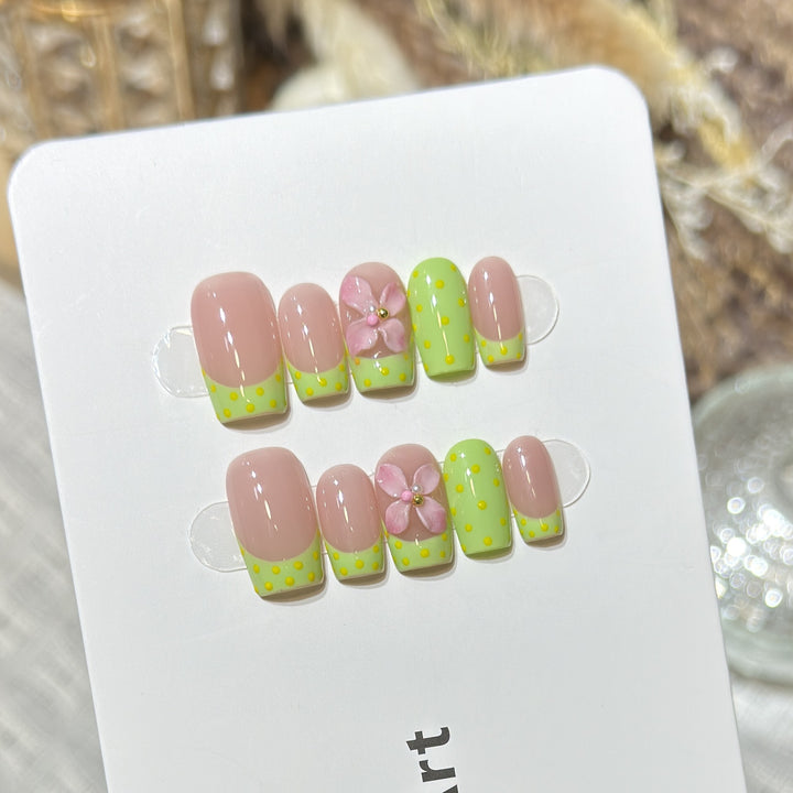 Acrylic Floral Design Press-On Nail Set Kalsten