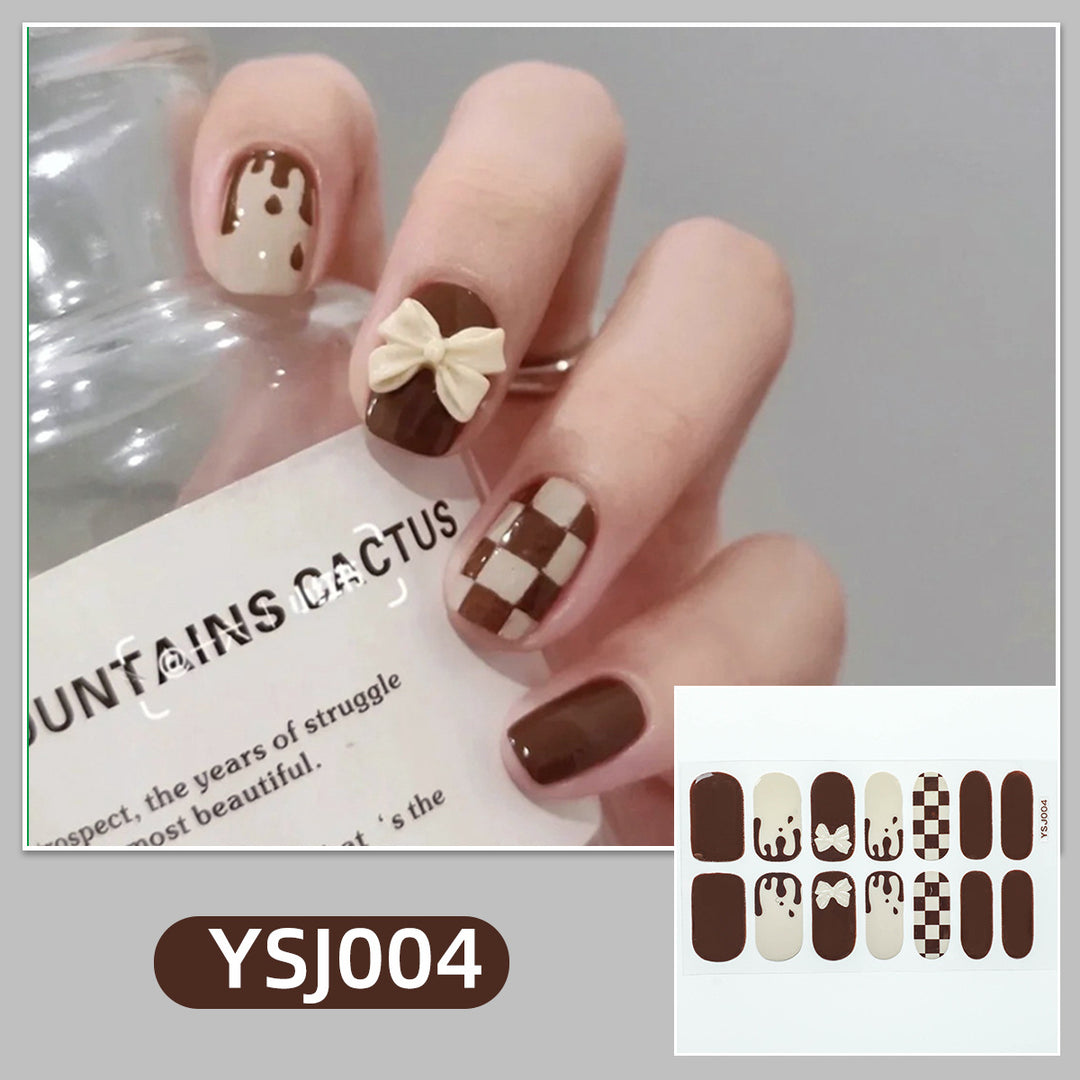 Artistic nail decoration with glitter details Kalsten