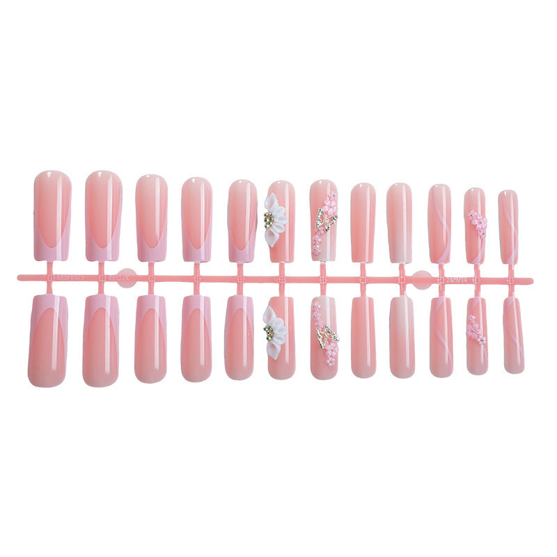 Artificial Nail Set with Delicate Floral Accents Kalsten