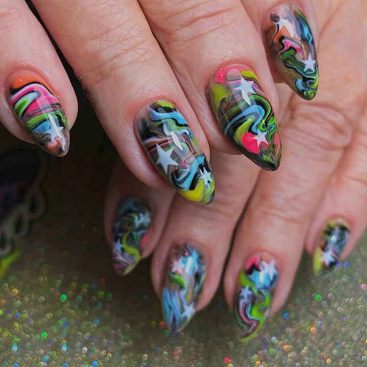 Artistic Swirl Nail Art Kalsten