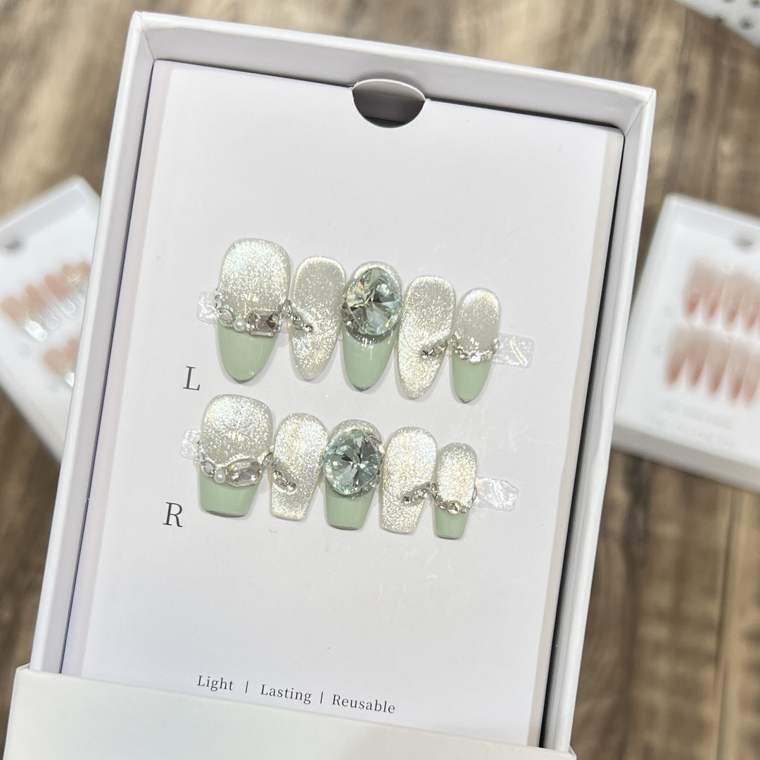 Glamorous Reusable Press-On Nail Set with Gemstone Accents Kalsten