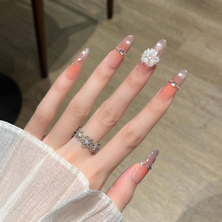 Elegant Floral-Embellished Press-On Nail Art Kalsten