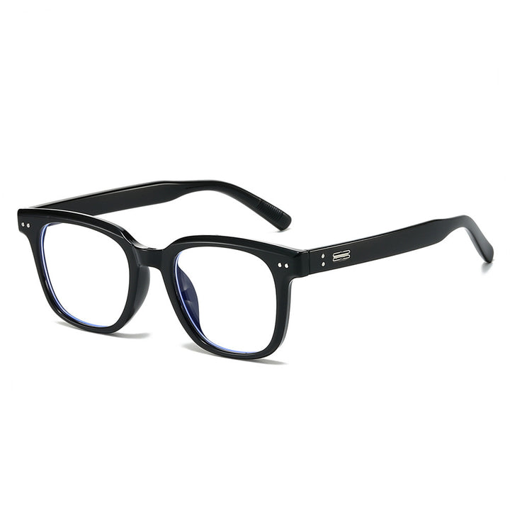 Retro-Inspired Statement Eyewear Kalsten