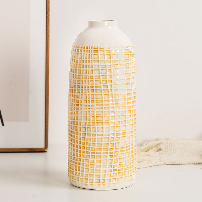 Stylish ceramic vase Kalsten