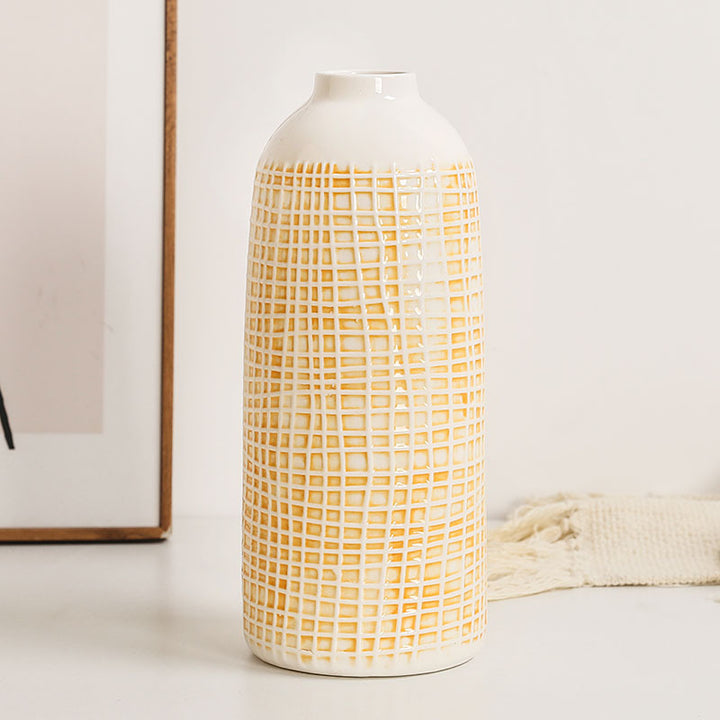 Stylish ceramic vase Kalsten