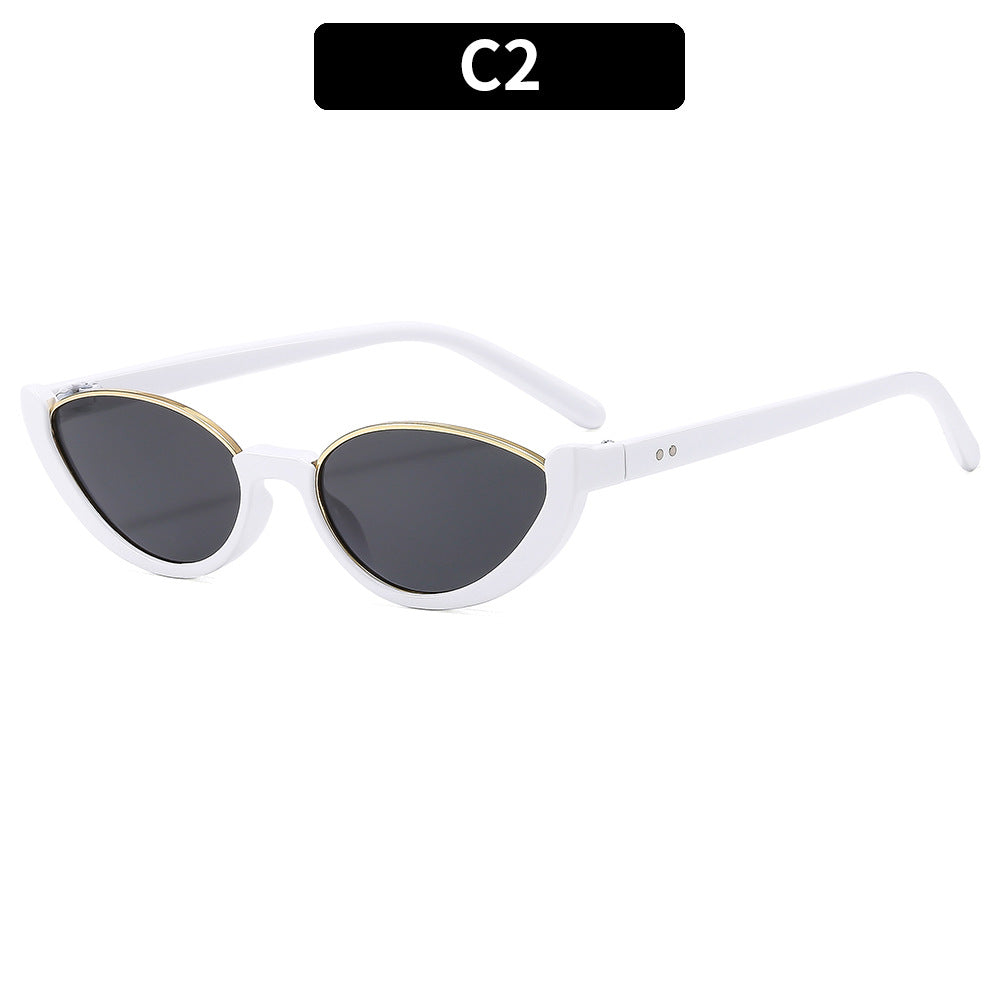 Chic Cat-Eye Sunglasses with Gold Accents