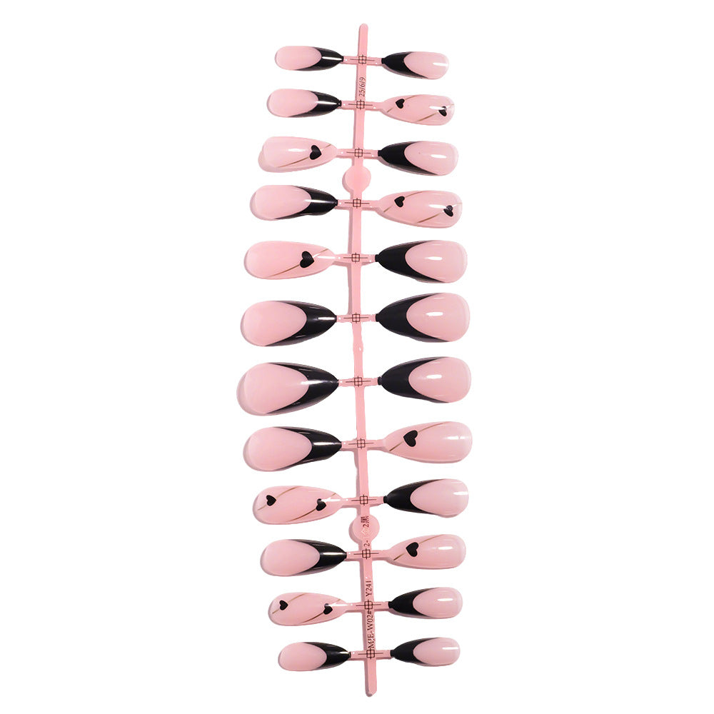 Elegant Heart-Accented Press-On Nail Set Kalsten