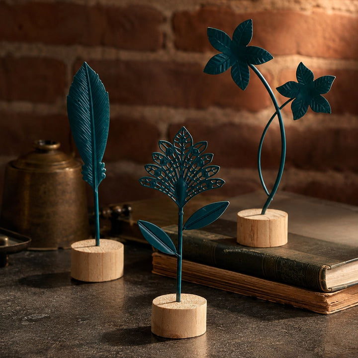 Decorative Flower Sculpture