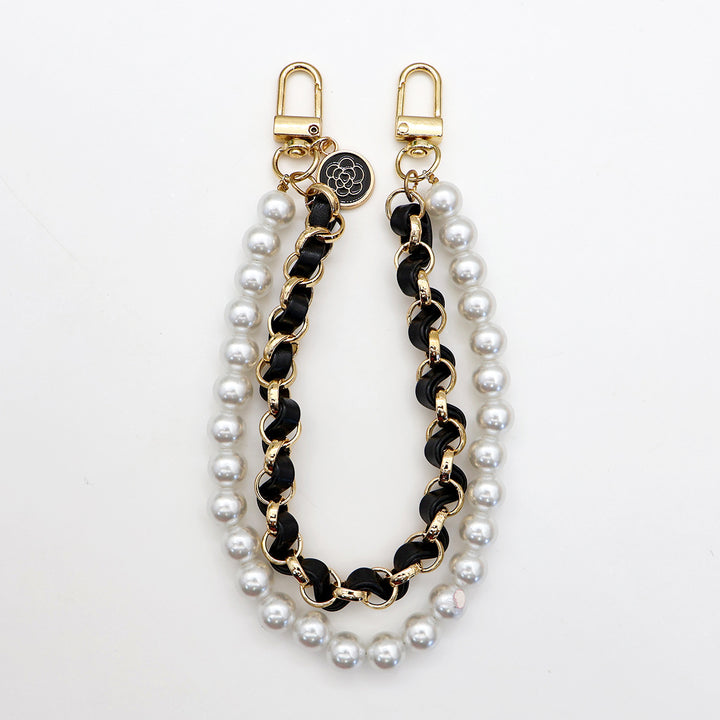 Chic Pearl-Chain Eyewear Holder Kalsten