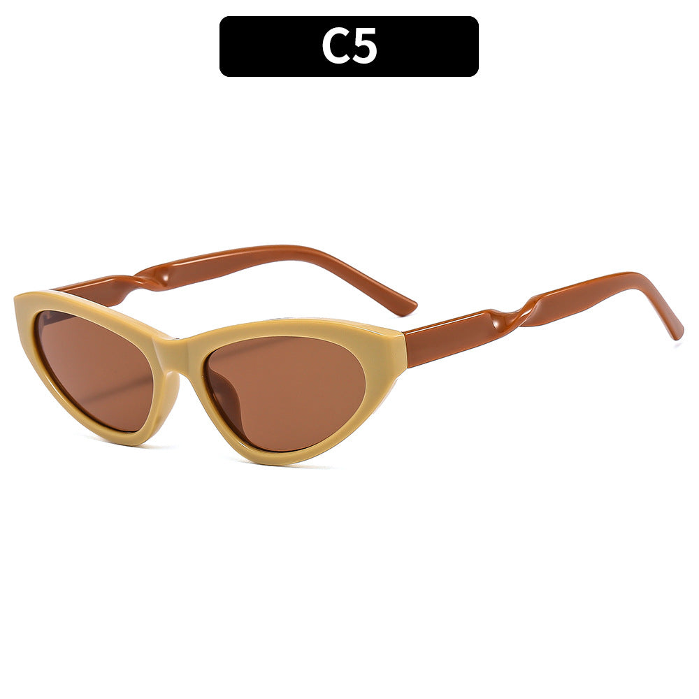 Retro Cat-Eye Sunglasses Vintage Design