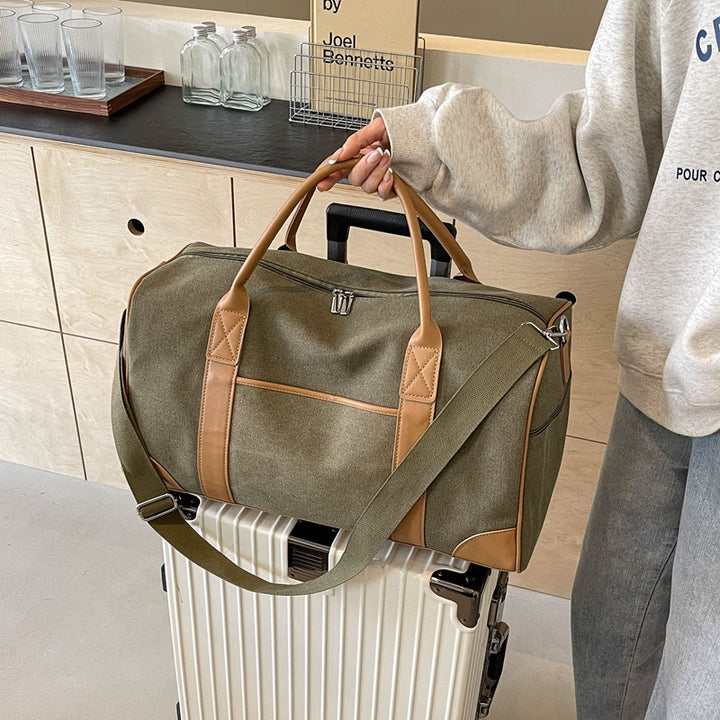 Stylish and Practical Travel Bag Made of Durable Material Kalsten