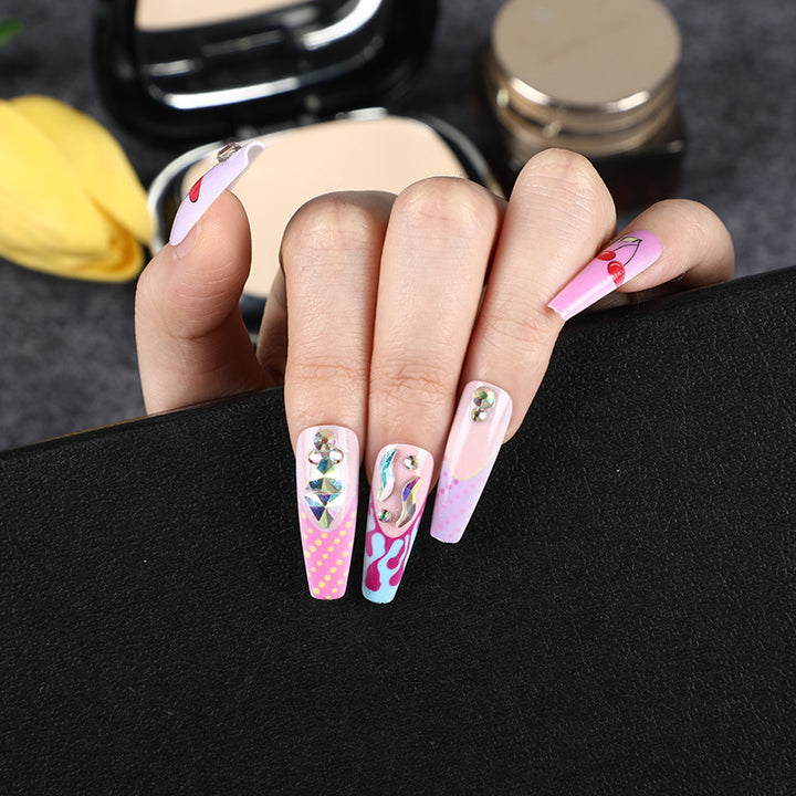Creative nail art with bold designs Kalsten