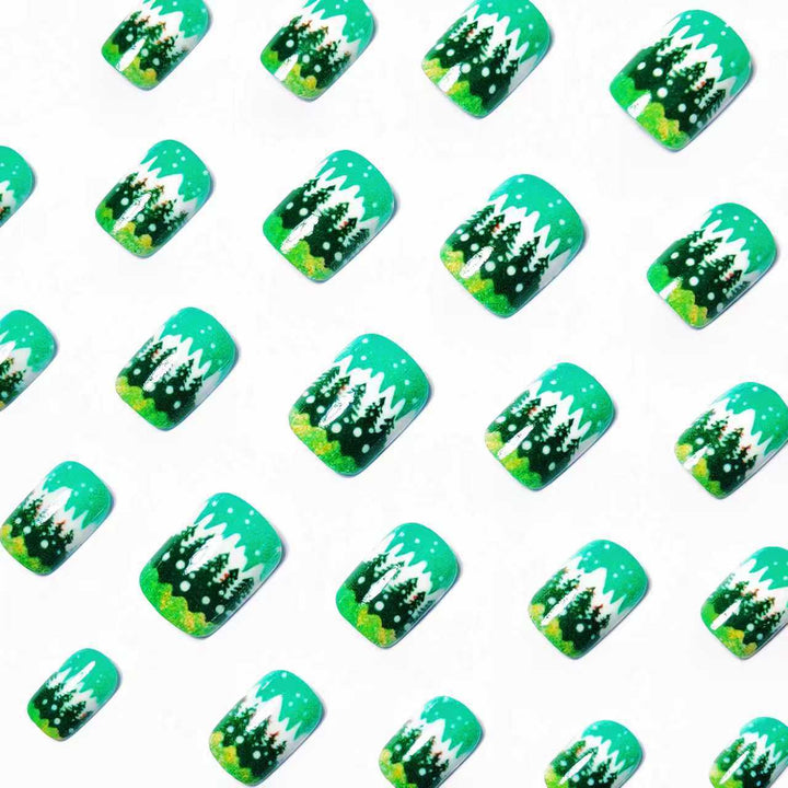 Artificial nails with winter-themed Christmas tree design Kalsten