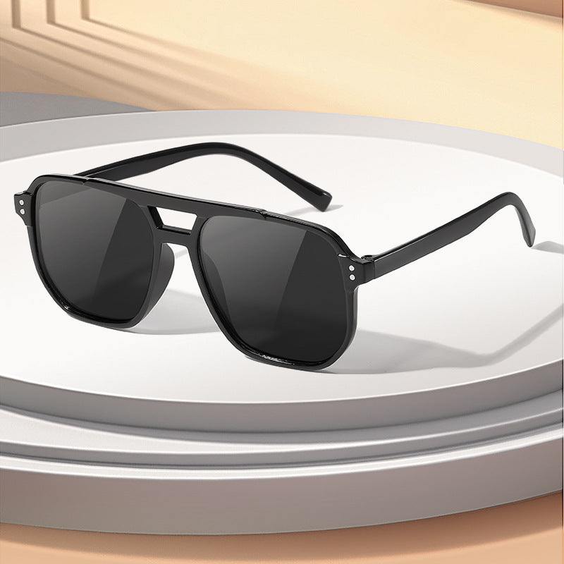 Stylish Wide-Frame Sunglasses Kalsten