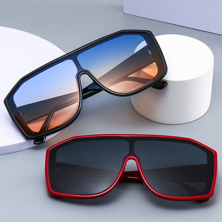 Women Fashionable Oversized Sunglasses in Extravagant Animal Print Design Kalsten