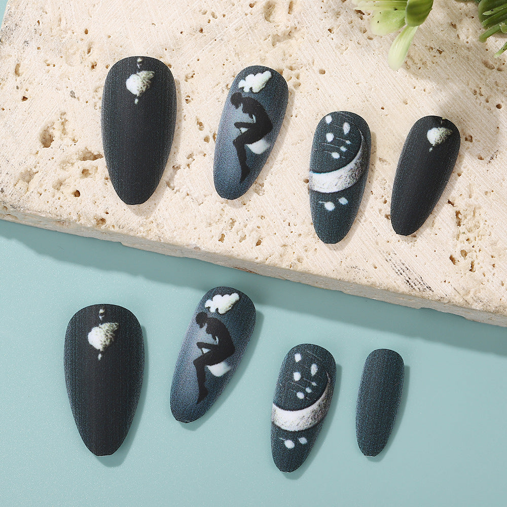 Artificial nails in moon and star design Kalsten