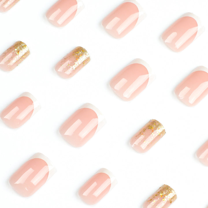Glamorous nail extensions with sparkling accent Kalsten