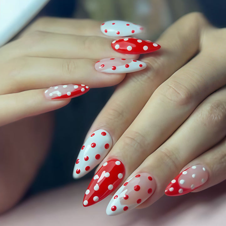 Artificial nails with dots Kalsten
