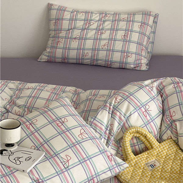 Children's bedding set with cute car bear design made of soft cotton blend