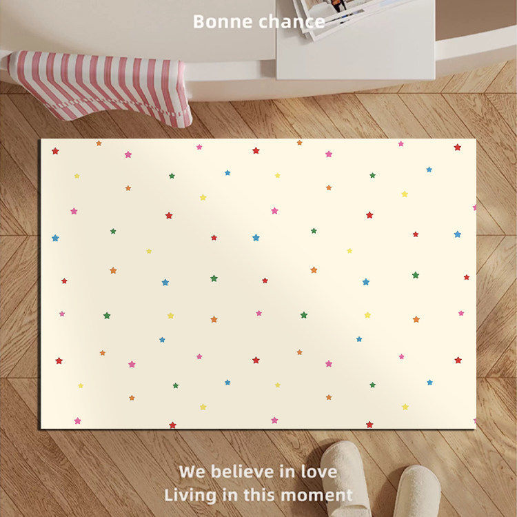 Star-Patterned Floor Mat