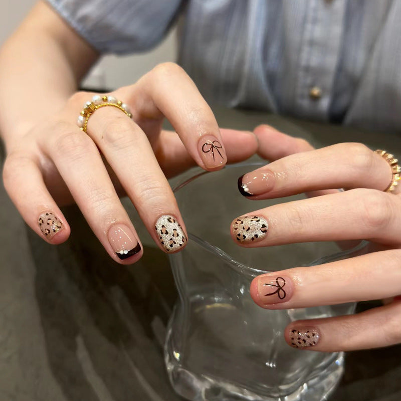 Stylish Press-On Nail Tips with Leopard Design Kalsten