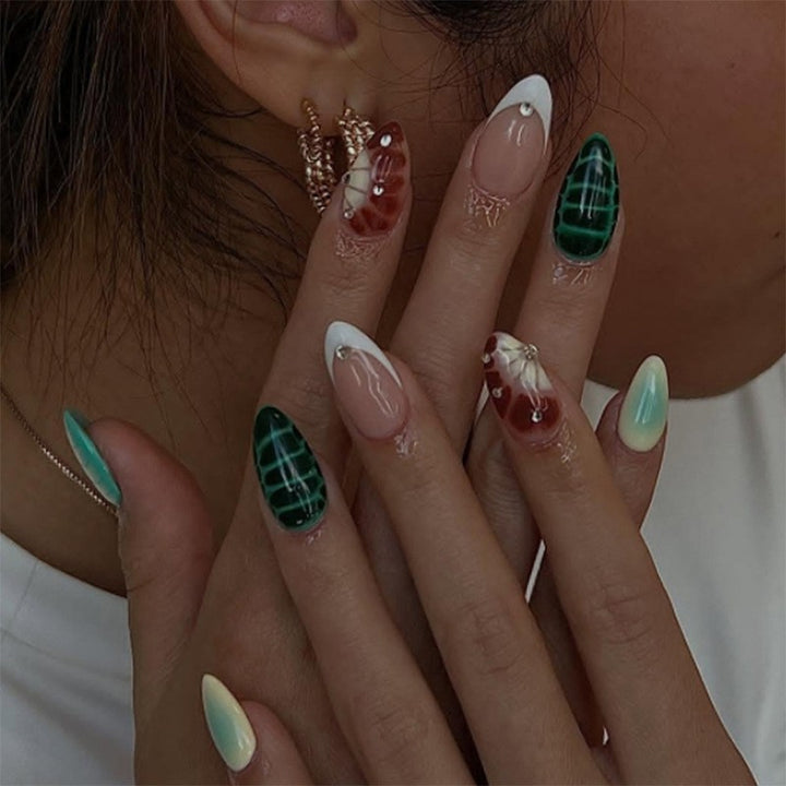Artistic Nail Art Kit kalsten
