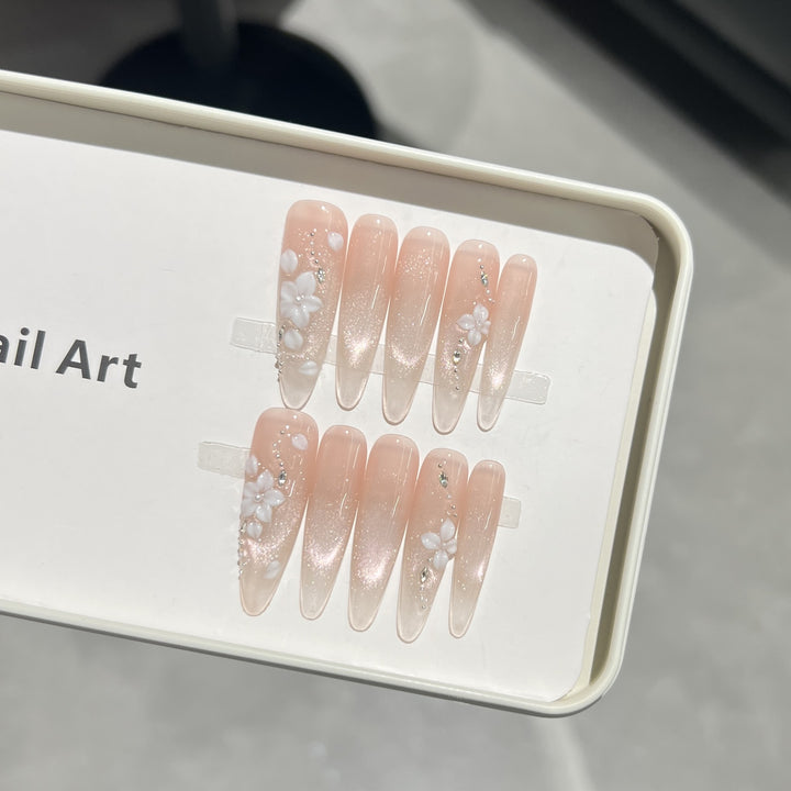 Decorative Floral Press-On Nail Set Kalsten