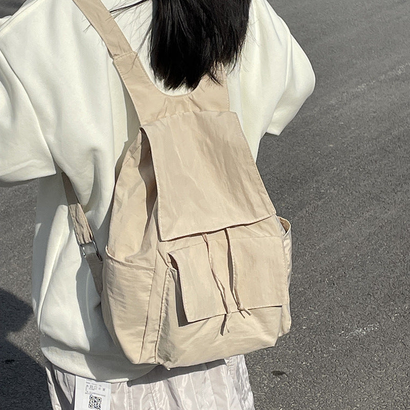 Versatile backpack with practical snap closure Kalsten