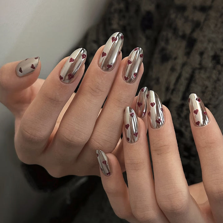 Nail art set with heart-shaped design Kalsten