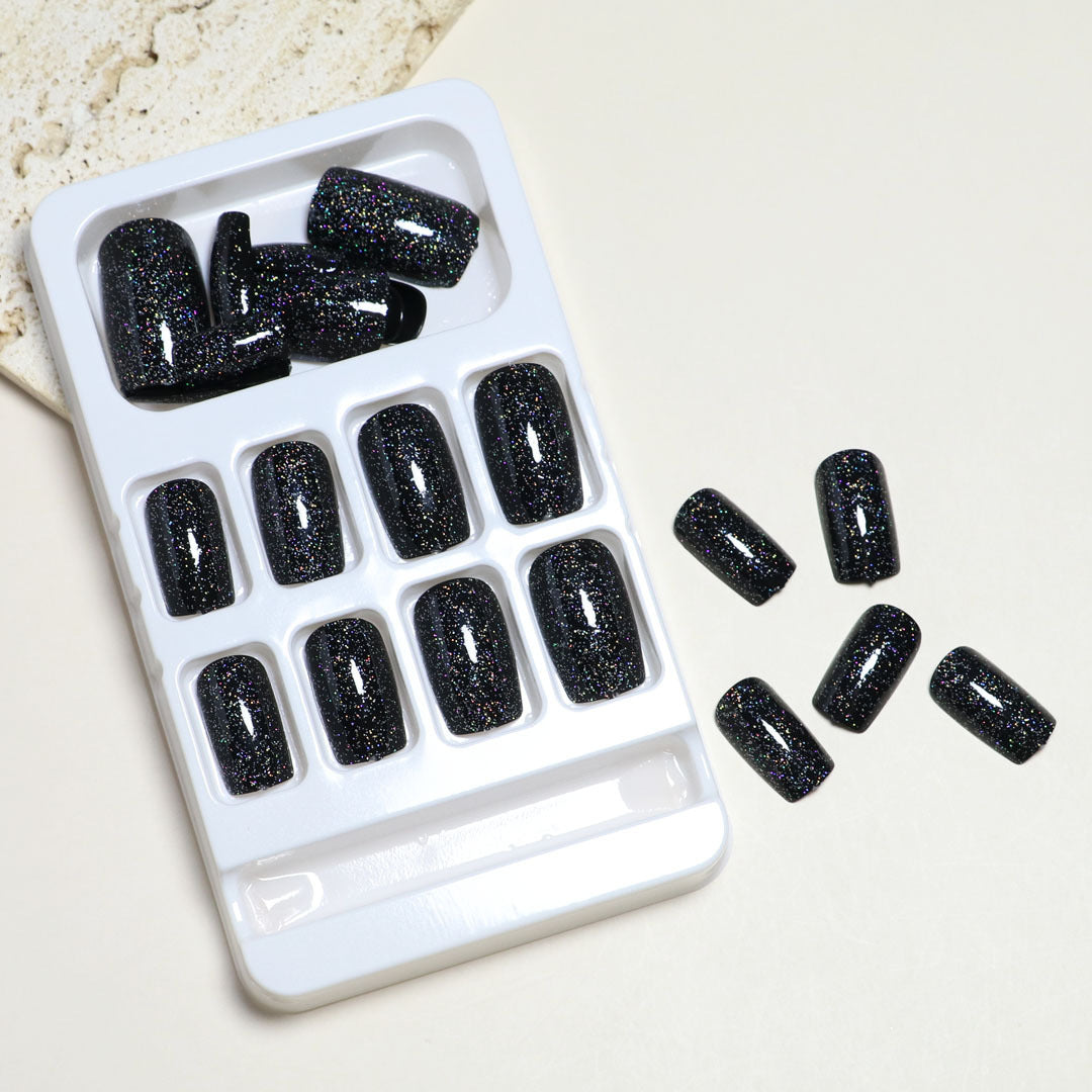 Sparkling Glam Press-On Nail Set Kalsten