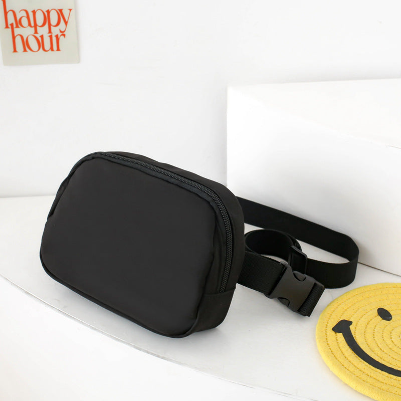 Fashionable fanny pack in minimalist form Kalsten