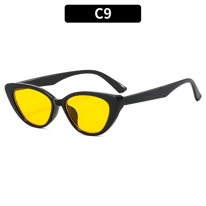 Retro Cat-Eye Sunglasses with Animal Print Frames