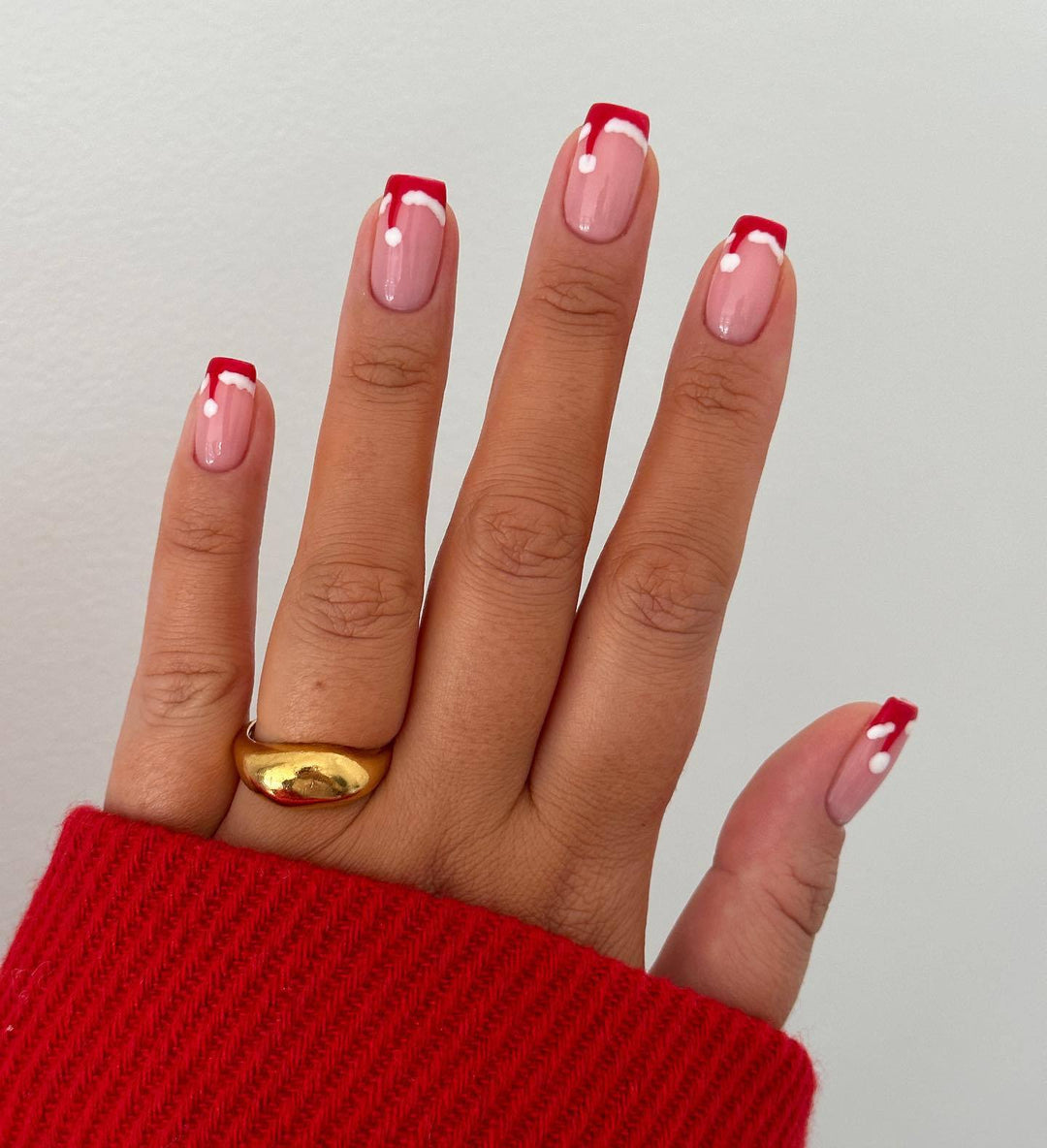 Artistic Winter-Themed Nail Art Kalsten