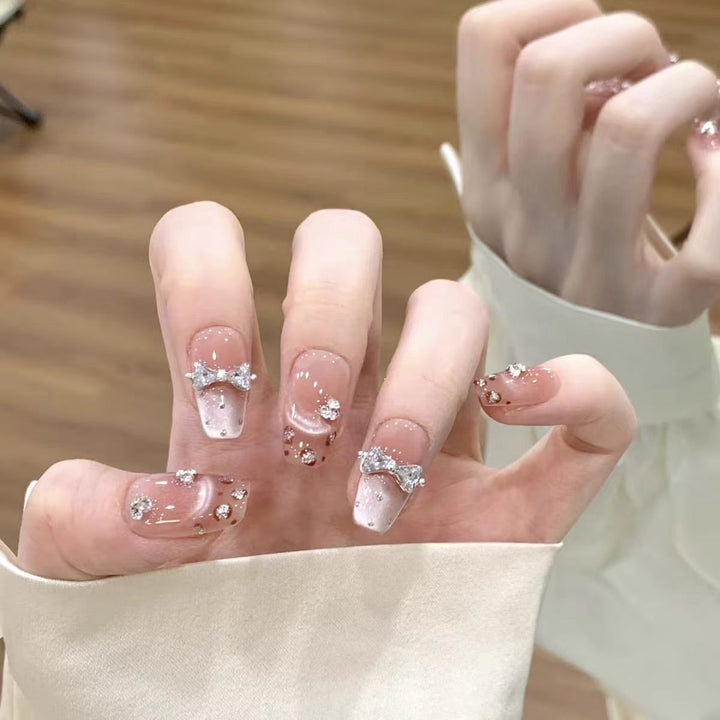 Artificial Nails in Stylish Ombre Design Kalsten