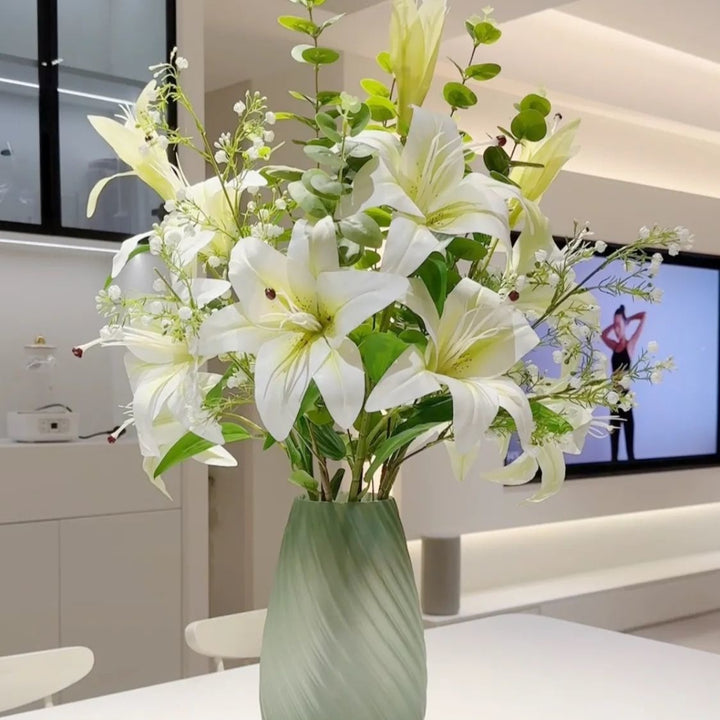 Elegant Decorative Floral Arrangement