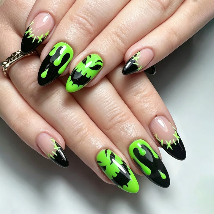 Halloween-Themed Press-On Nail Art Set 1790738486