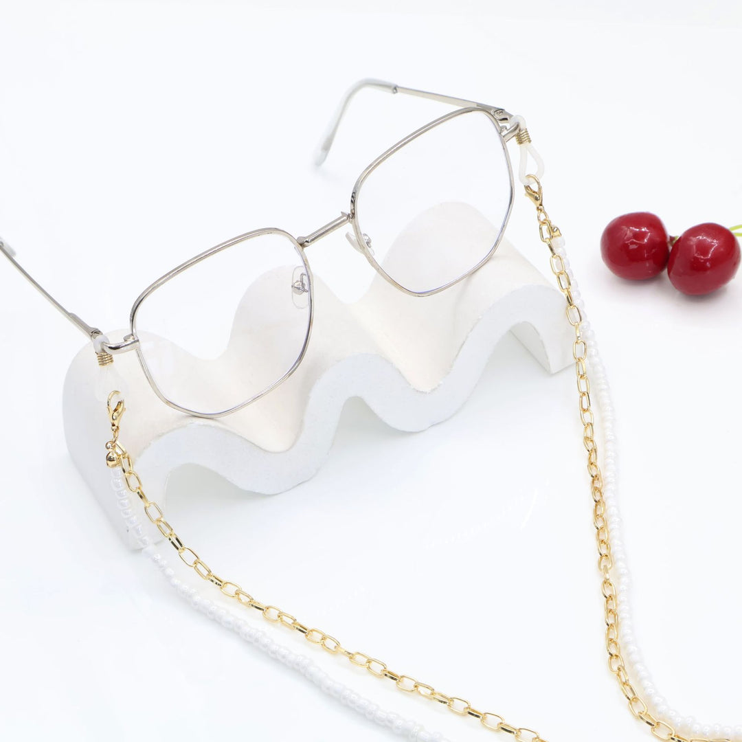 Pearl Accented Eyewear Chain Kalsten
